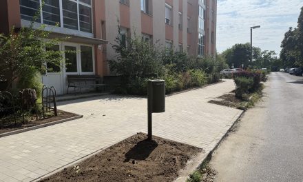 Elkészültek a munkával, megújult a járda is