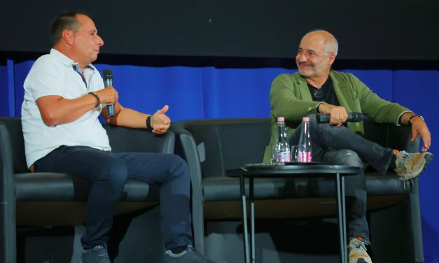 Filmvetítéssel és találkozóval startolt a Richter Egészségváros helyi programja