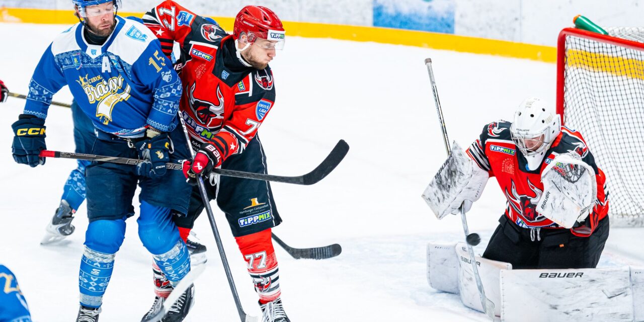 Harmadik erdélyi túrájukon az Acélbikák