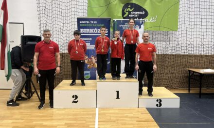 Éremeső a gyermekek gáláján