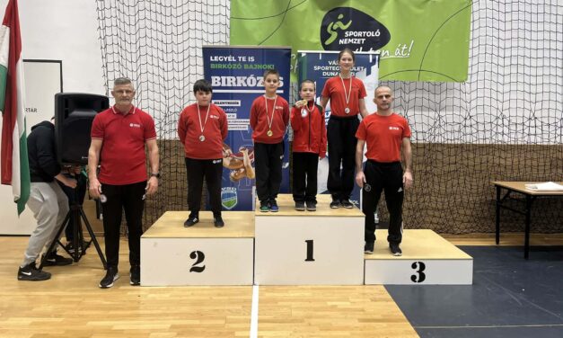 Éremeső a gyermekek gáláján